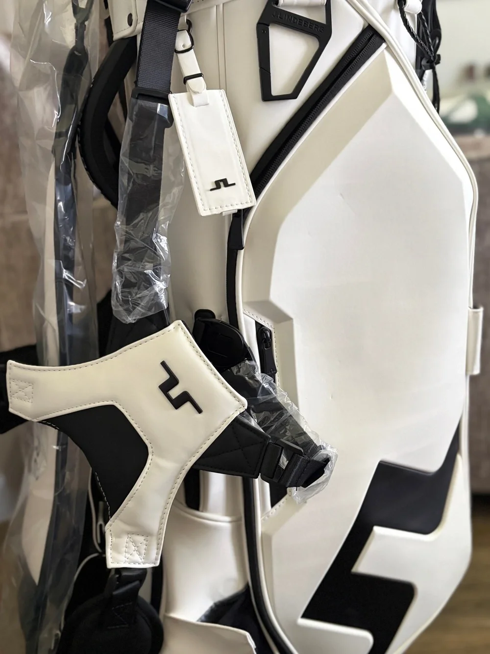 J.Lindeberg White and Black Golf Carry Bag